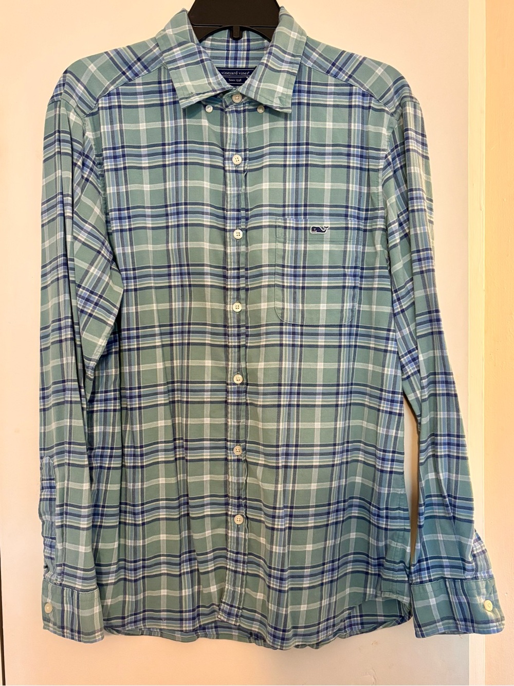 Vineyard Vines Men's Green and Blue Plaid Button-Down Shirt